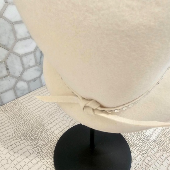 Very Rare New Unused Vintage Women\'s I. Magnins Frank Olive Hat.  S/M main image 4